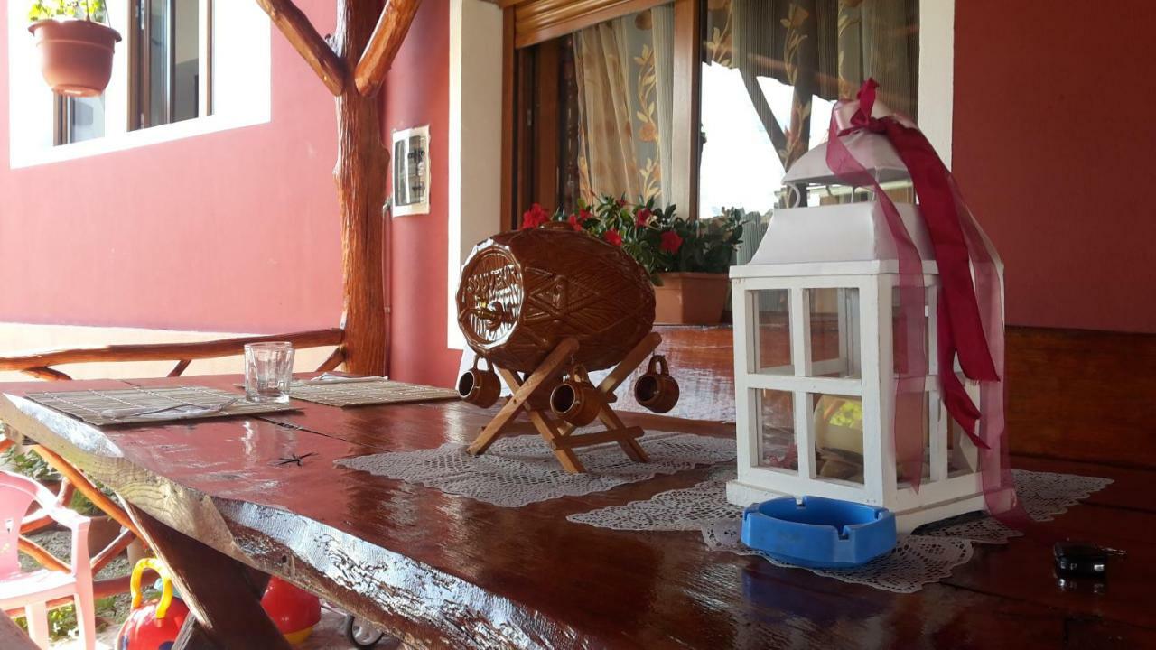 Appartamento Casa Suzy & Roxy Arpasu de Jos Esterno foto
