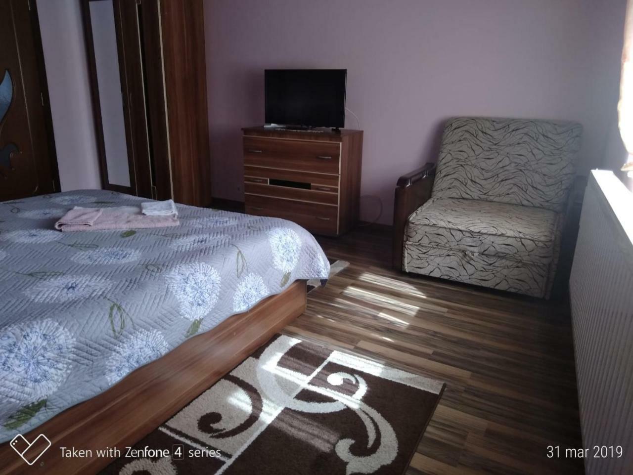 Appartamento Casa Suzy & Roxy Arpasu de Jos Esterno foto
