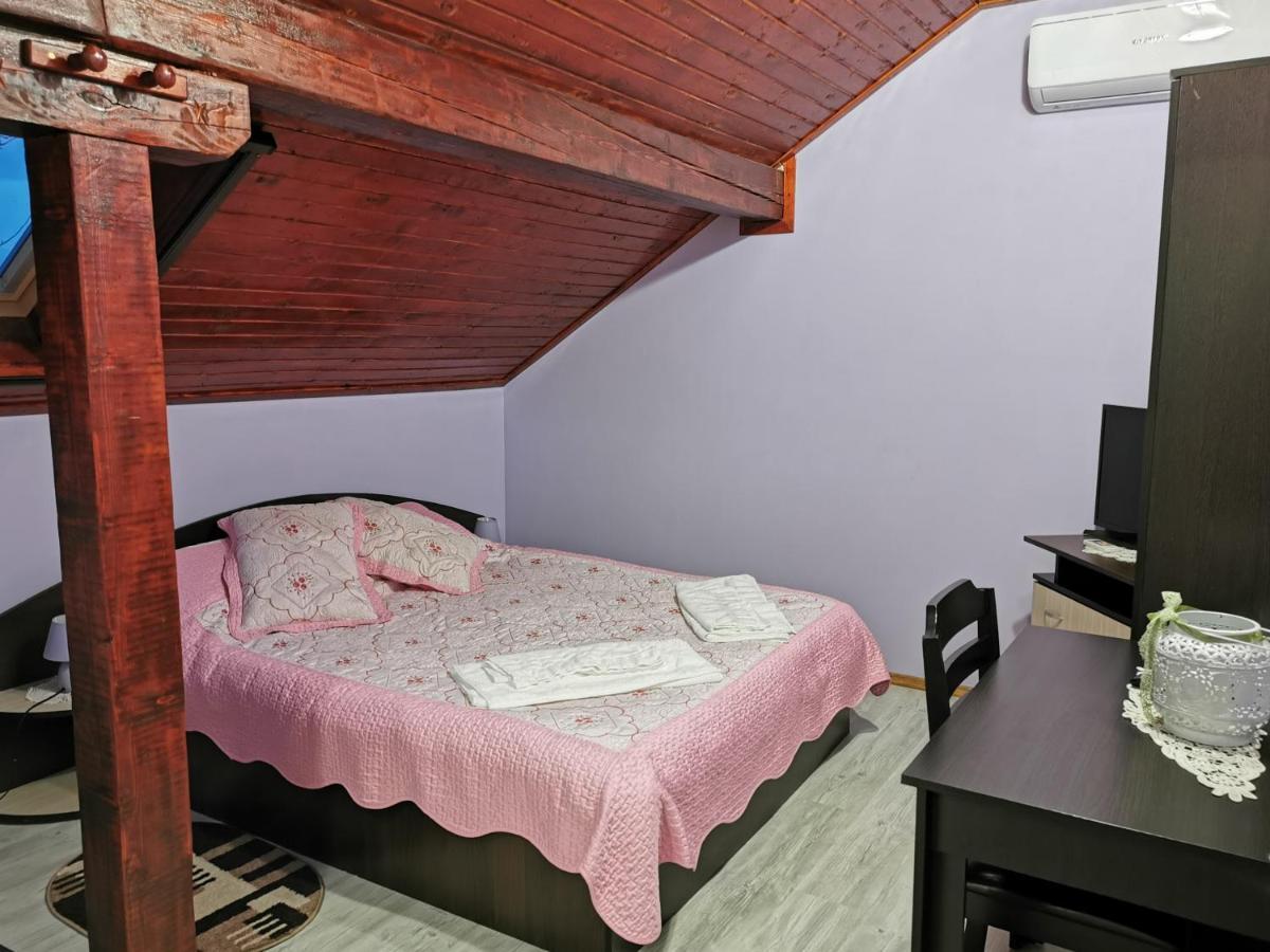 Appartamento Casa Suzy & Roxy Arpasu de Jos Esterno foto